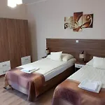 Kata Panzio Oroszlany