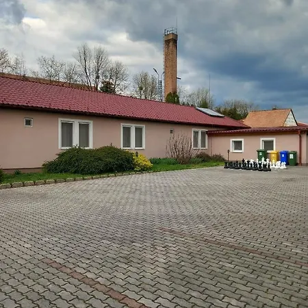 Kata Panzio Guest house Oroszlany