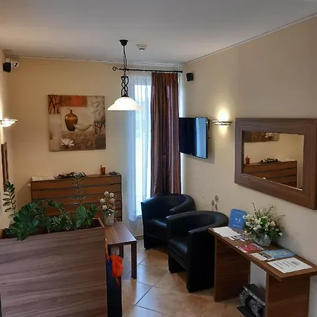 Konukevi Kata Panzio 3*