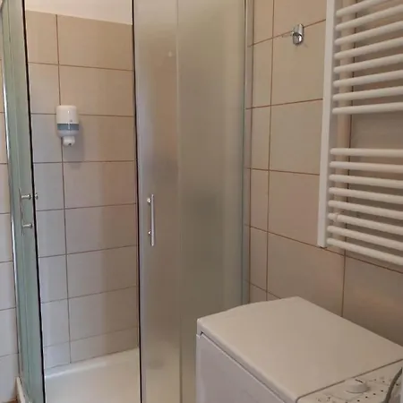 Kata Panzio 3* Oroszlány