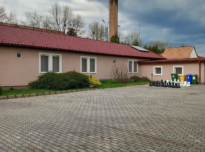 Kata Panzio Affittacamere Oroszlány
